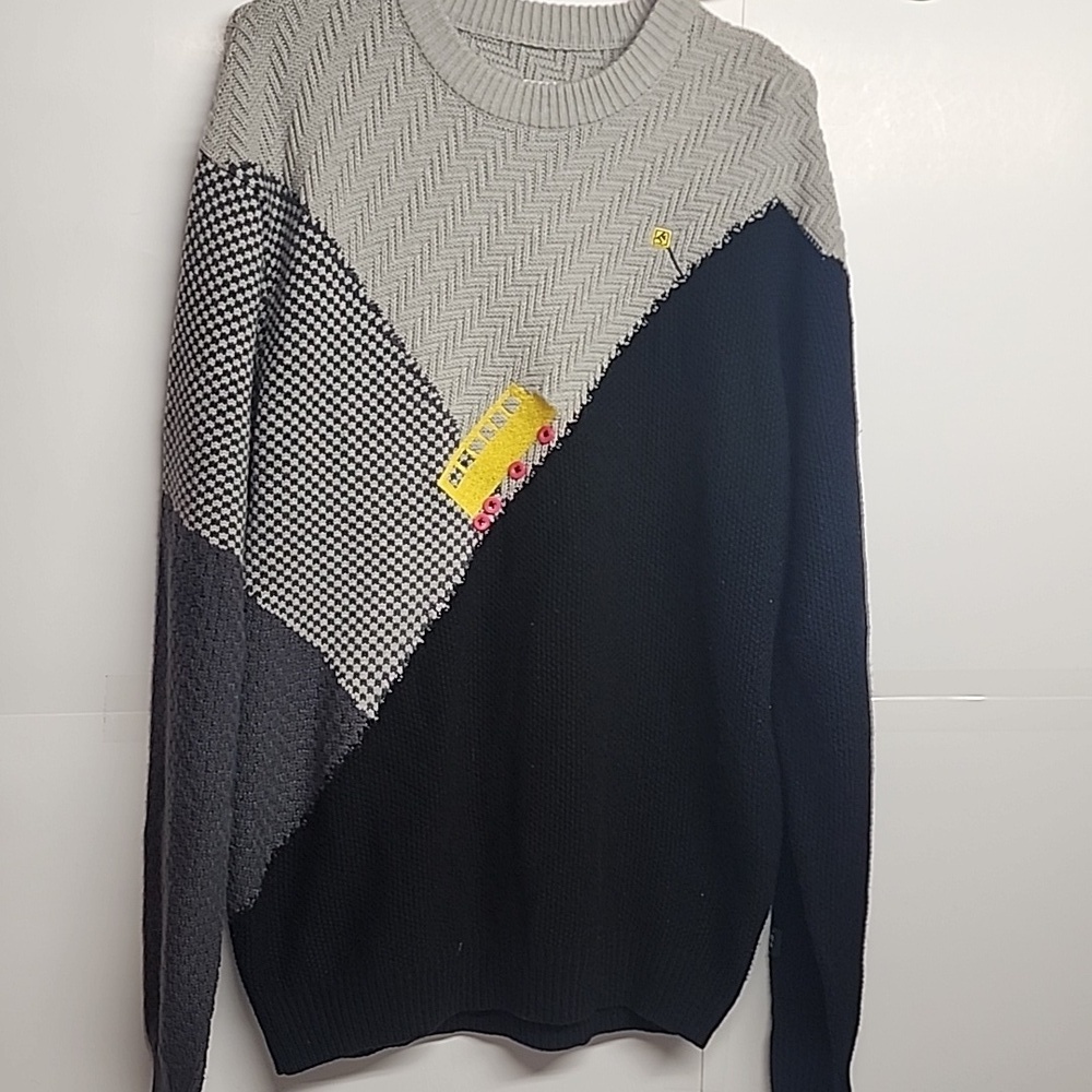 TEDDY FRESH Hila Klein Uphill Battle Gray & Black SZ M Sweater. Rare Find.